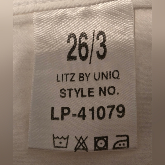 NWT Uniq By Litz Jeans Women's Size 3 Color White Style #LP-41079 - Picture 10 of 13